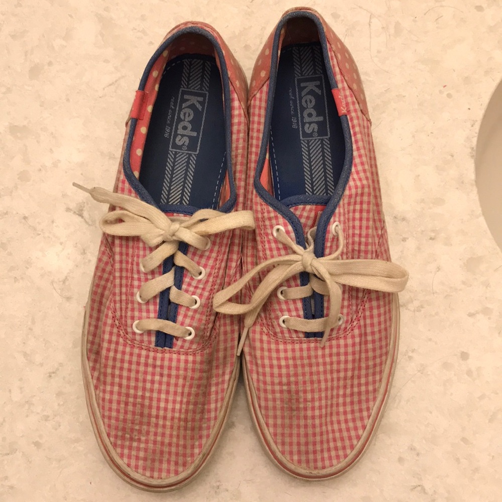 Keds casual Sneaker. Women’s Size US10.